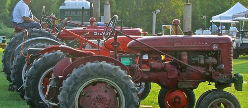 4th of July Festival – Old tractor/steam engine show